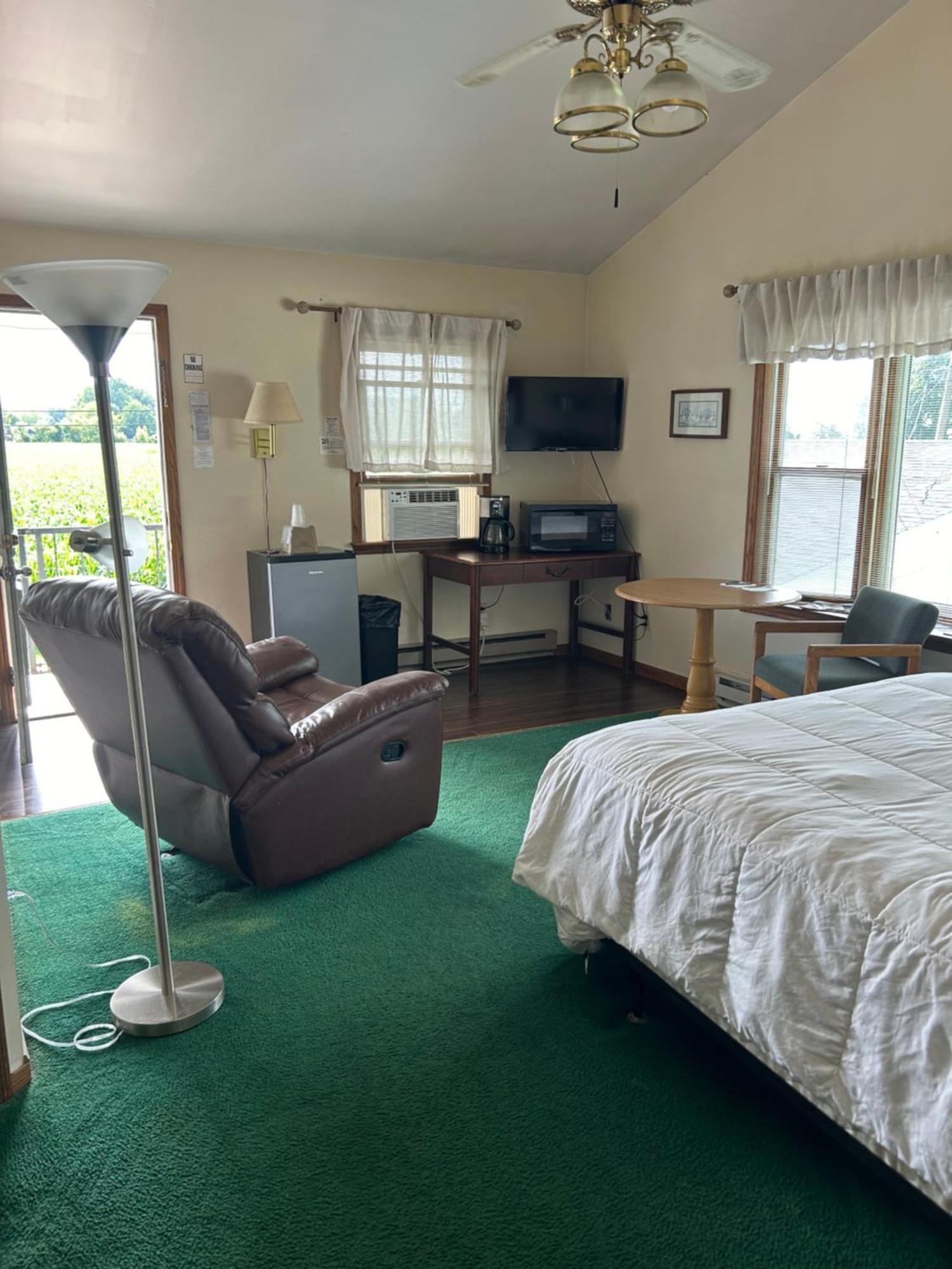 Plantation Motel Huron Buitenkant foto