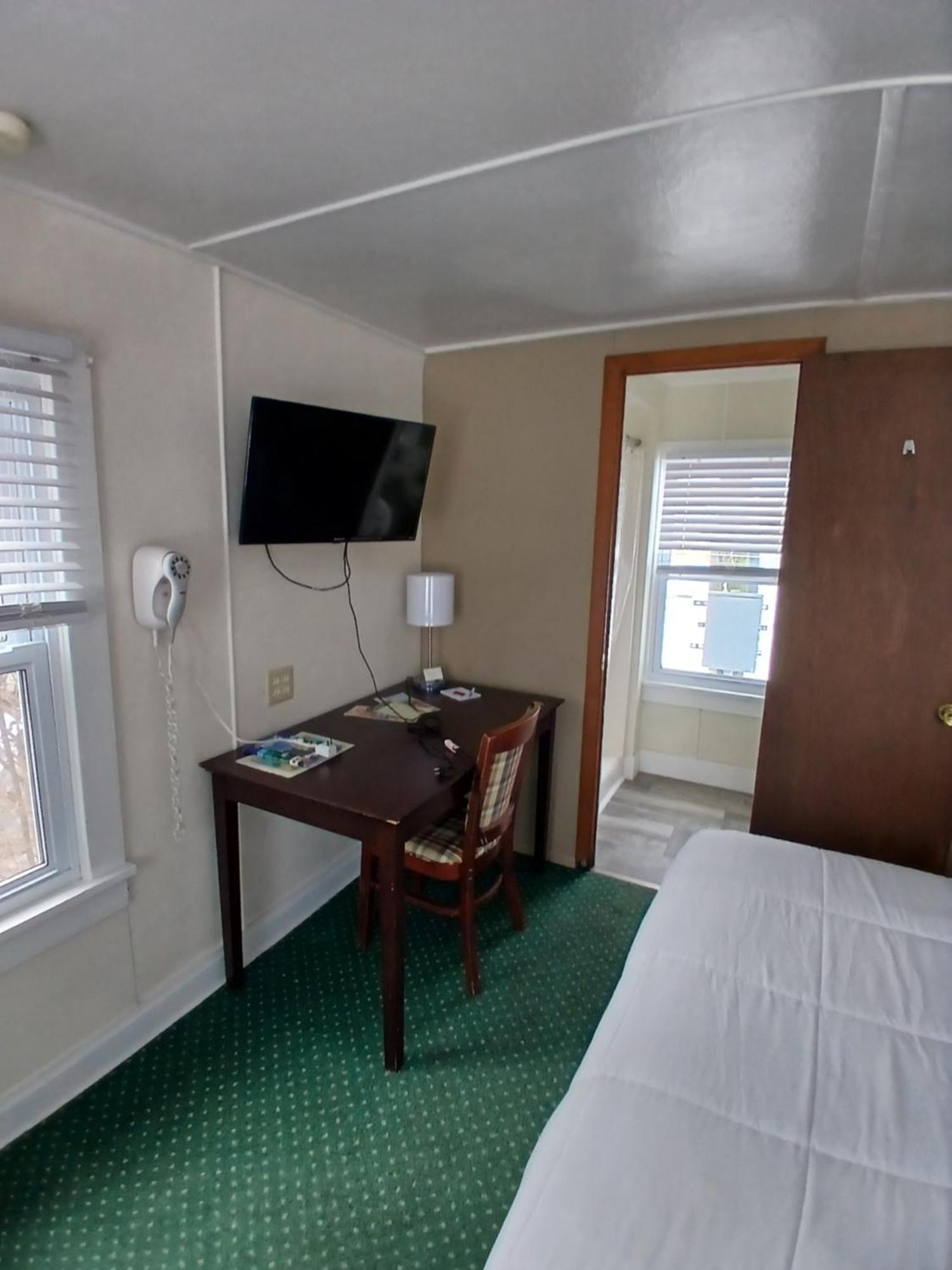 Plantation Motel Huron Buitenkant foto